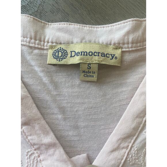 2 Democracy Embroidered Embellished Blouses Roll-Tab Sleeve Boho SMALL - Picture 6 of 12